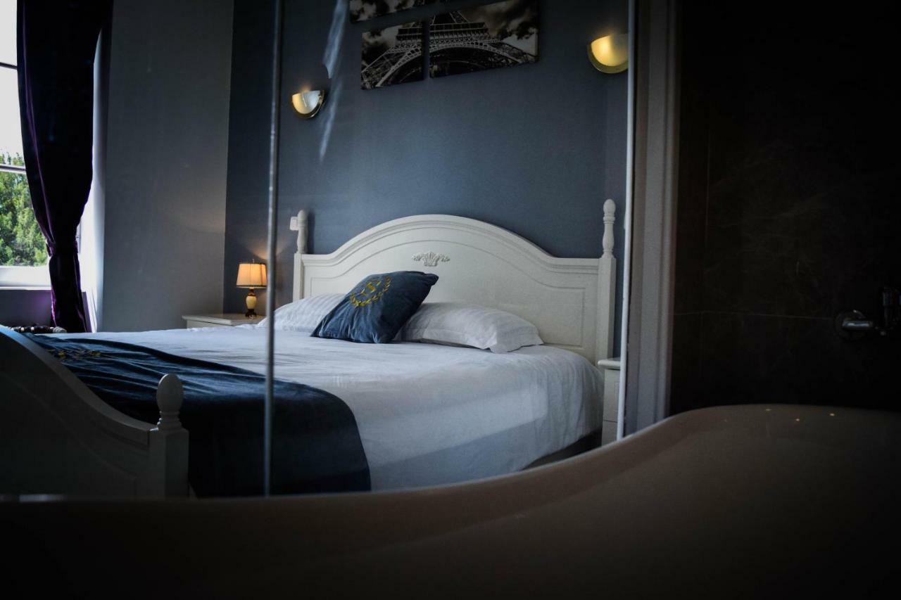 Chateau Nevers Bed and Breakfast Varennes-Vauzelles Exterior foto