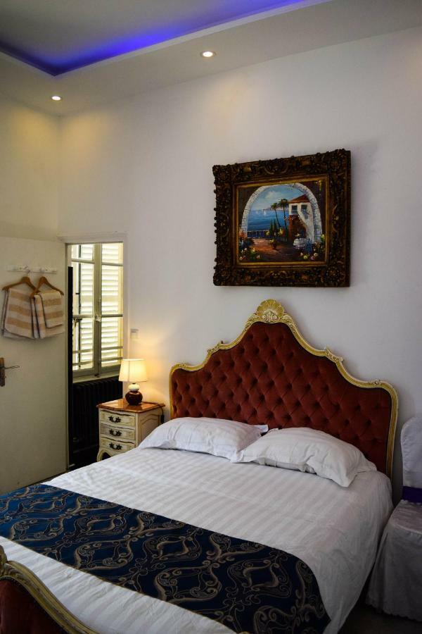 Chateau Nevers Bed and Breakfast Varennes-Vauzelles Exterior foto